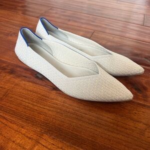 Rothy’s ‘The Point’ in White